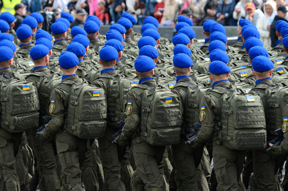 Доходи військових в Україні 